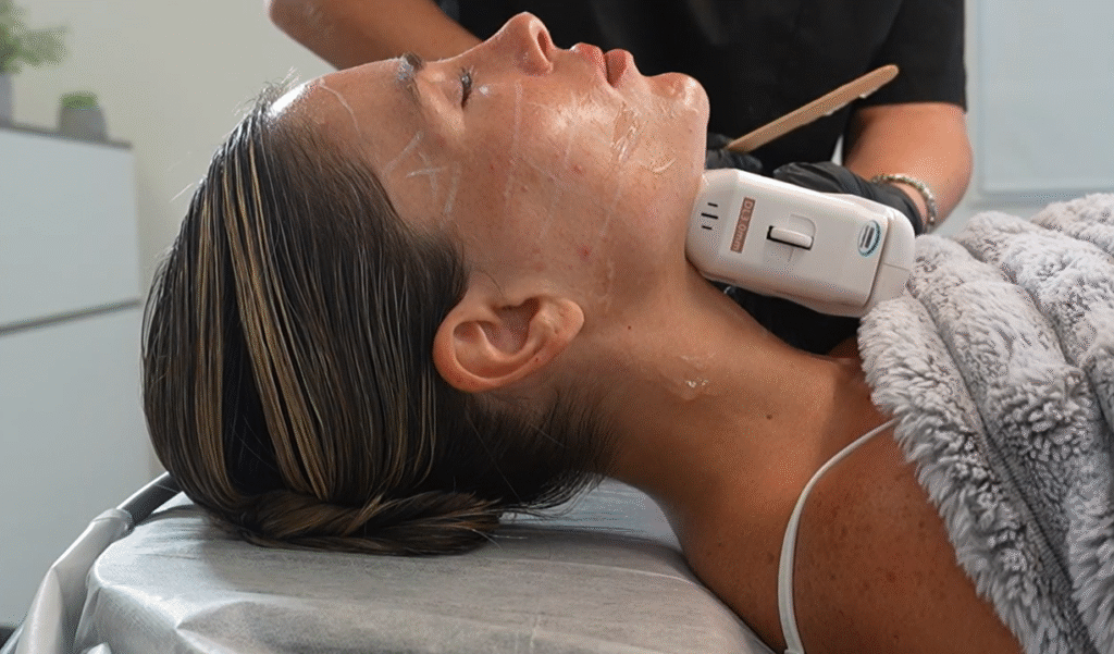 High Intensity Focused Ultrasound non-surgical skin tightening and lifting